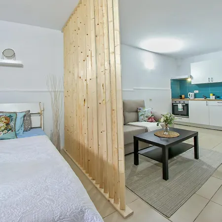 Elegant And Cozy Studio With Pool Chaparral 341-3