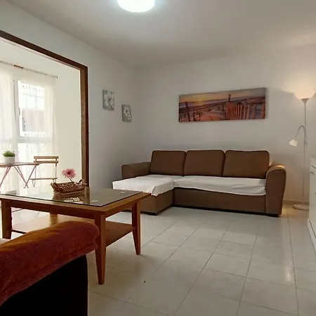 Alquilaencanarias El Medano, El Cabezo, Next To The Beach !!!-2