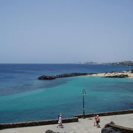 Neptuno Suites - Adults Only-3