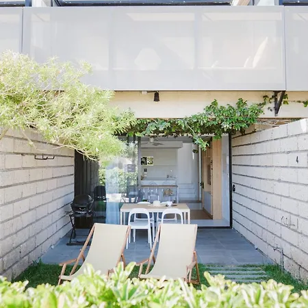 11 Holiday Homes-2
