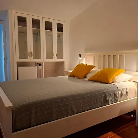 Habitacion Doble Con Bano Y Terraza Privada-2
