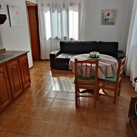 Apartamentos Nelly-3