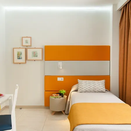 Hotel Apartamento Bajamar-3