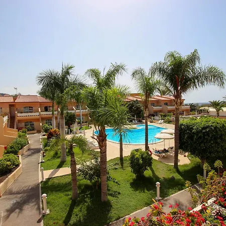 Apartamentos Jardin Del Conde-3