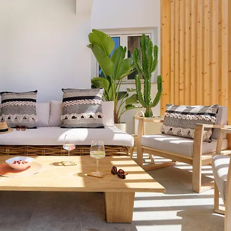Deva Beach Boutique Apartments-3