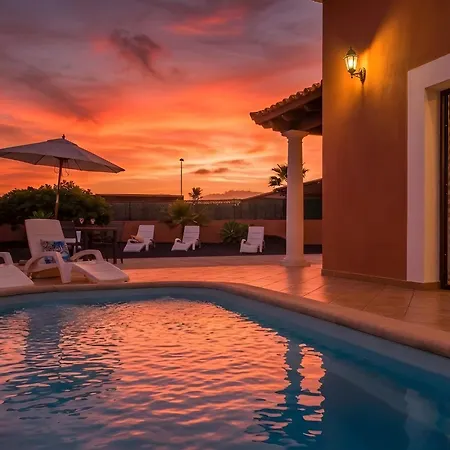Villa Joy Private Pool Corralejo By Holidays Home-2