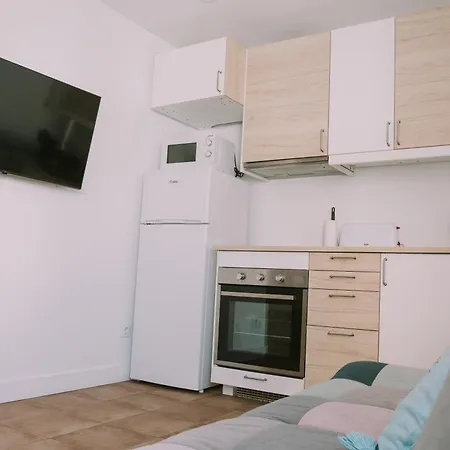 Kite & Surf Nomad House-2