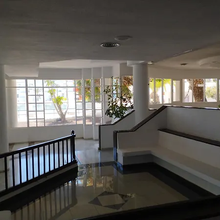 Ocean View Deluxe Studio With Sunset Balcony And Pool Playa Paraiso-2