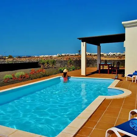 Villa In Playa Blanca Lanzarote 101529-2