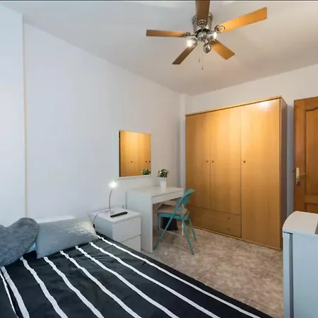 Downtown Share Apartment-3