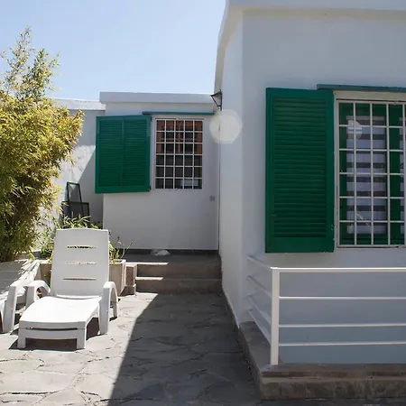 Casa De 5 Dormitorios Y 2 Terrazas-2