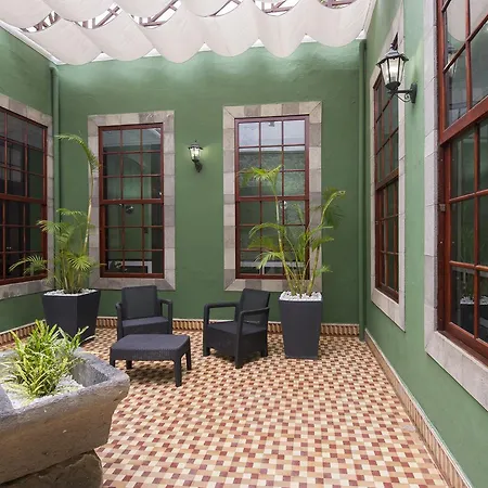 Hotel Emblemático Arucas-3