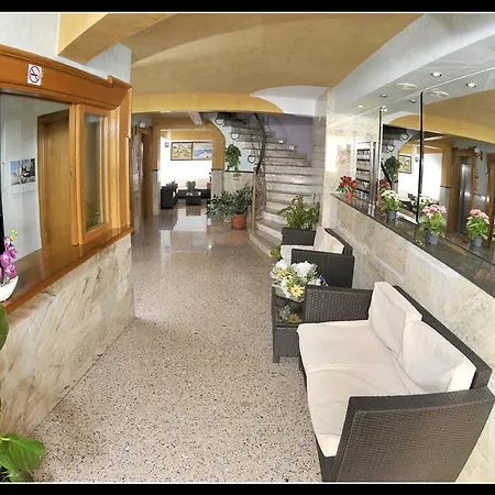 Hostal Carel-3