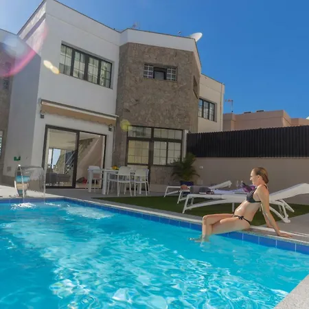 Villa Amadores N6-2