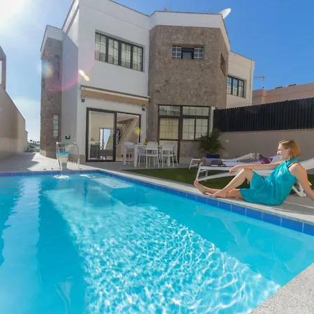 Villa Amadores N6-3