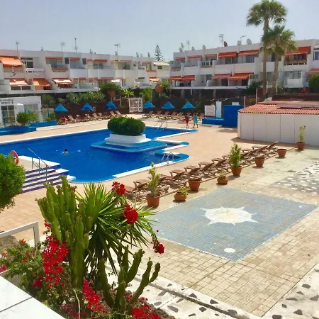 Apartamento Privado Con Piscina-2