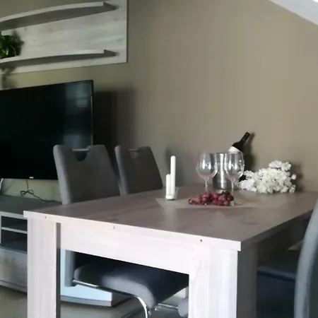 Beautiful Duplex With Jacuzzi-3