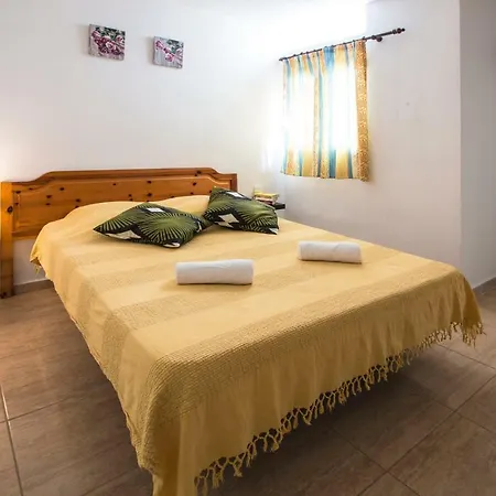 En Suite Apartment con Patio - App A-2