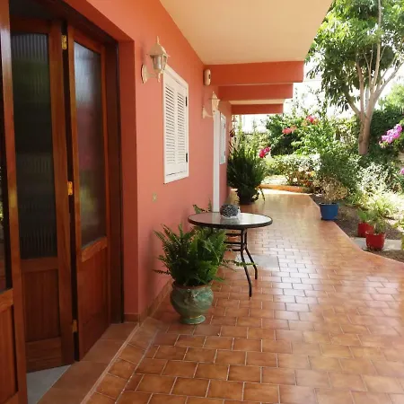 Ada'S House-3