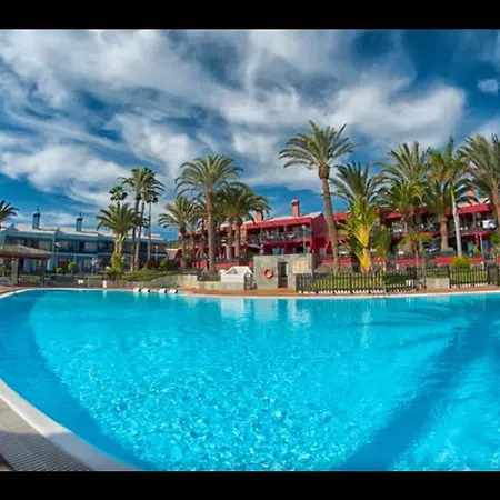 Sun Club Apartments-3