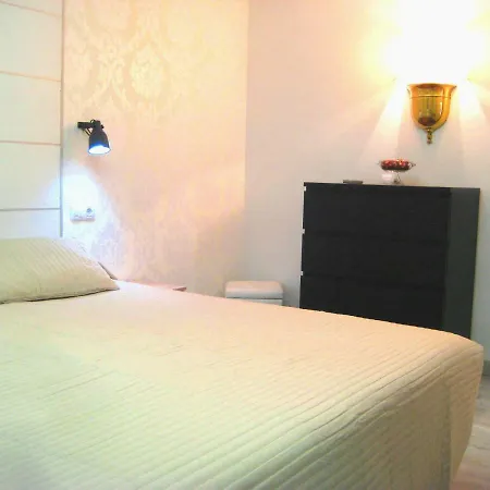 Lacy Golf Apartments (Adults Only)-2