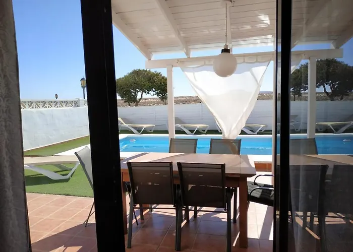 Aloha Surf House Hotel Corralejo