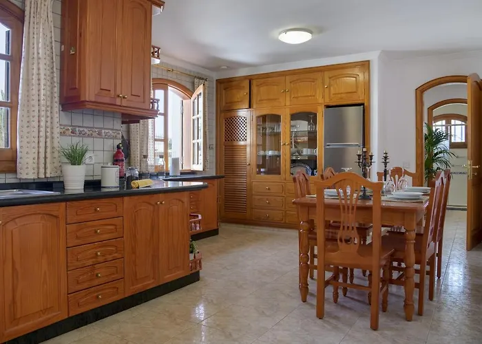 Alizuth Villa Puerto del Carmen 