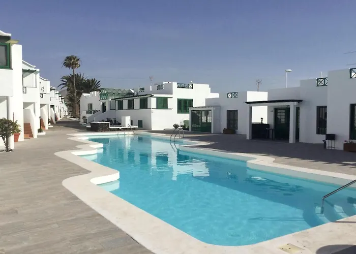 Relax & Pool Next To The Beach Apt Puerto del Carmen  admite animales