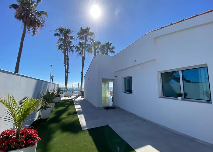 Villa Lucia With Private Heated Pool, First Beachline San Agustín