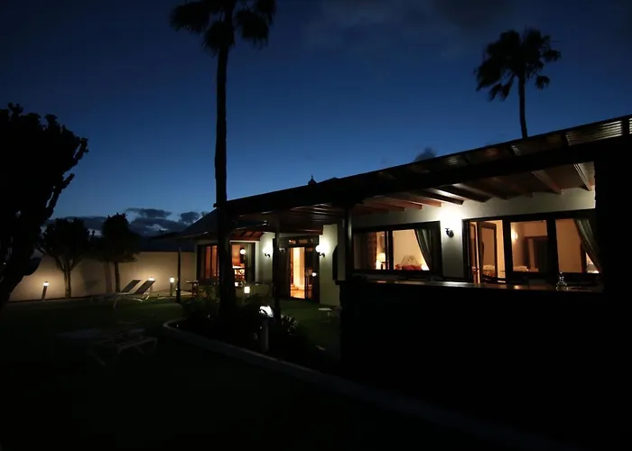 Villa Vista Del Mar - Oceanfront Luxury With Private Pool Costa Teguise