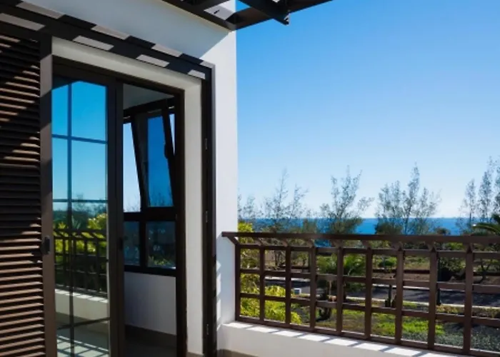 Privates Modern Villa With Sea Views Costa Teguise