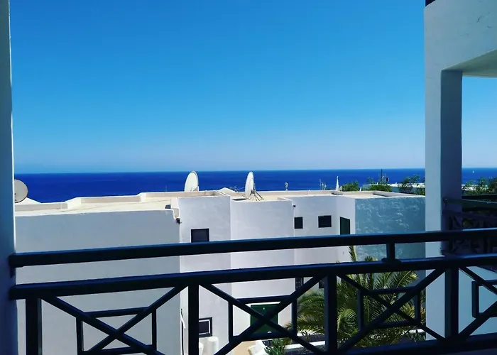 Apartment Portonovo Paraiso - Sea View - Piscina - Wifi - Old Town Puerto del Carmen 