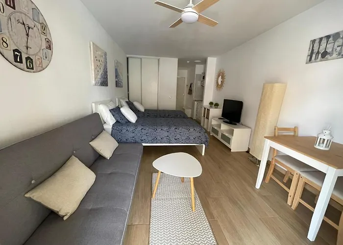 Castle Harbour Los Cristianos Beautiful Studio With Pool View