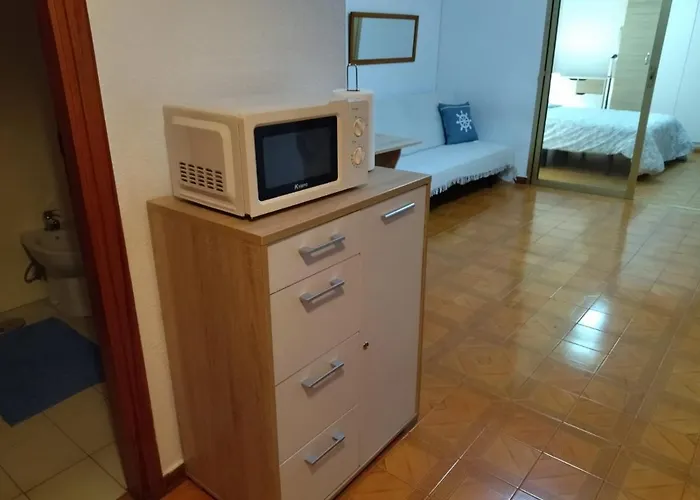 One Bedroom Apartment With Pool, 100 Meters From The Beach Puerto de la Cruz  aceita animais de estimação