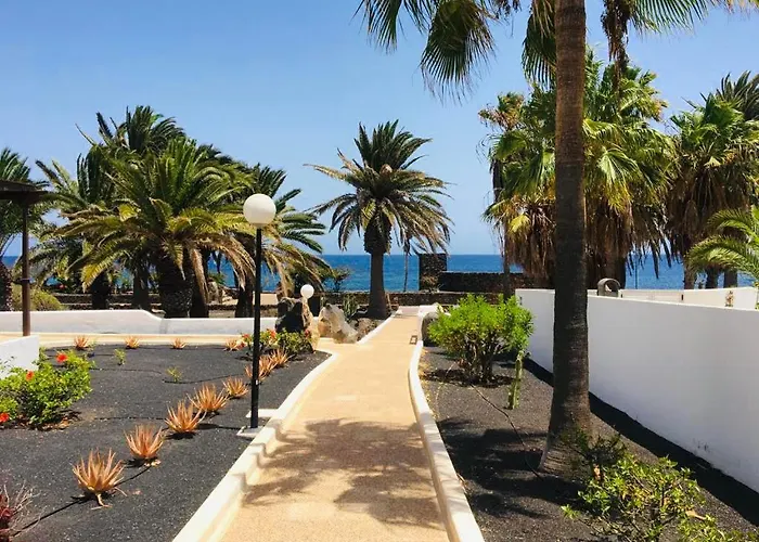 Villa Trinity House En Playa Bastian Costa Teguise