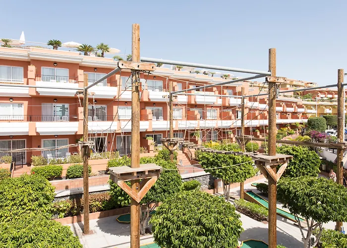 Boutique Landmar Costa Los Gigantes Family Resort Puerto de Santiago 