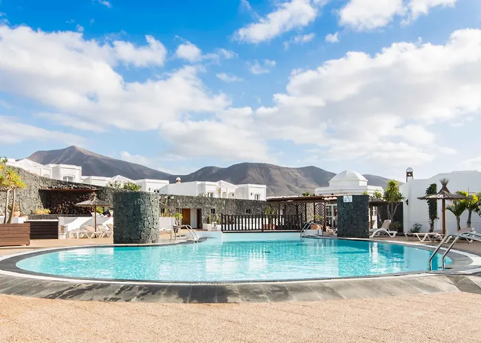 Boutique Apartamentos Livvo Coloradamar Playa Blanca 