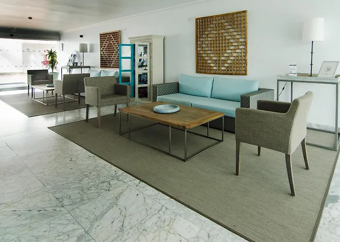 Apartamentos Parque Tropical en Lanzarote Puerto del Carmen 