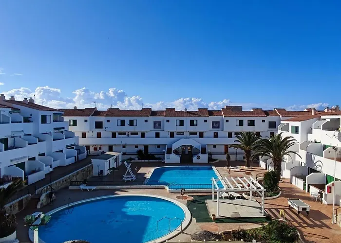 South Tenerife 2 Bedrooms With Sunny Terrace And Amazing Views To Teide And Pool Costa del Silencio
