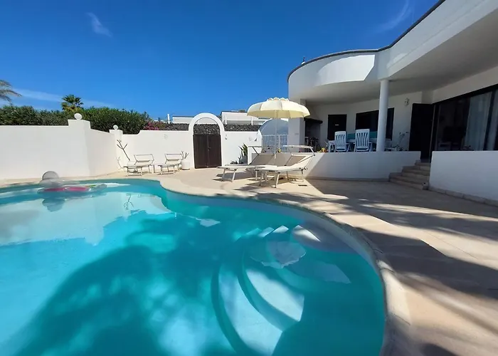 Sol Y Luna Room & Suite Lanzarote Holidays - Heated Pool! Playa Blanca 