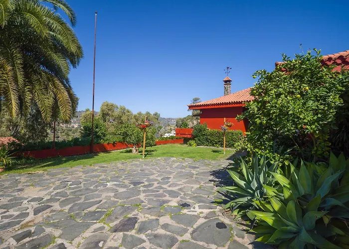 El Jardin de Santa Brígida with private pool, sauna&jacuzzi