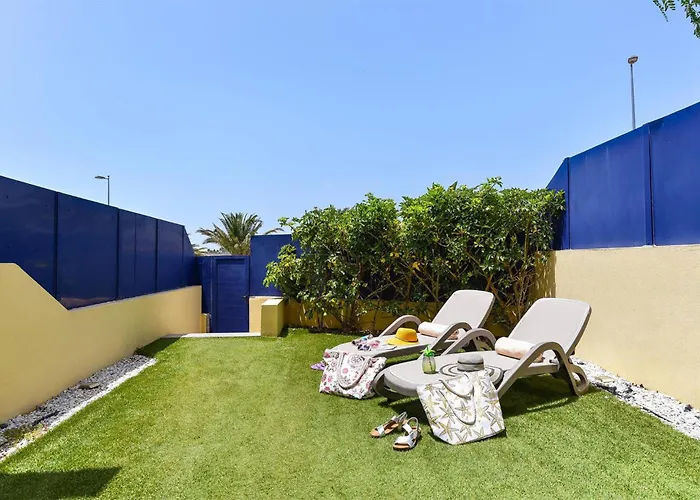 Awesome Home In San Bartolom De Tiraj With 2 Bedrooms, Wifi And Outdoor Swimming Pool Meloneras