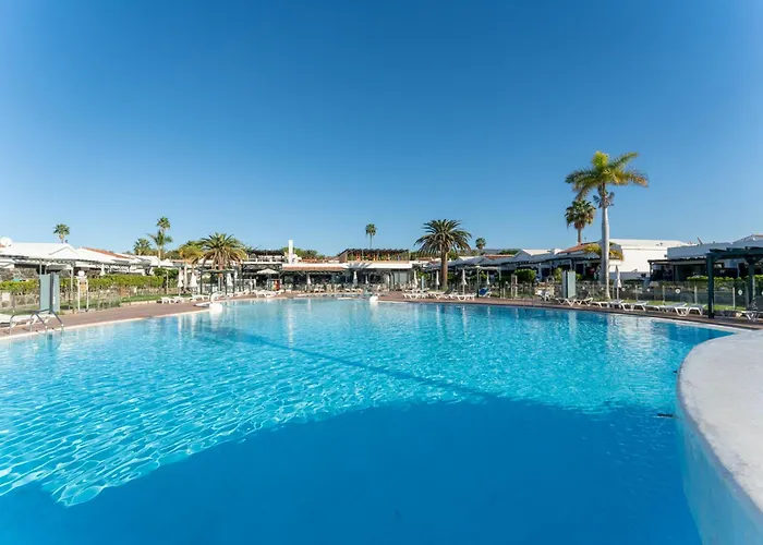 Luxury Poolside Holiday Home Maspalomas 