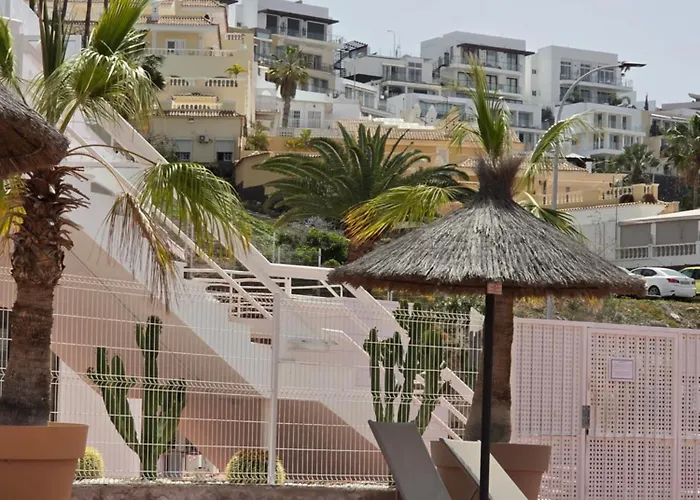 Views, International Channels, A-C, Pool, Bar Costa Adeje 