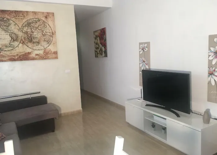 Canary House Gold Vecindario 