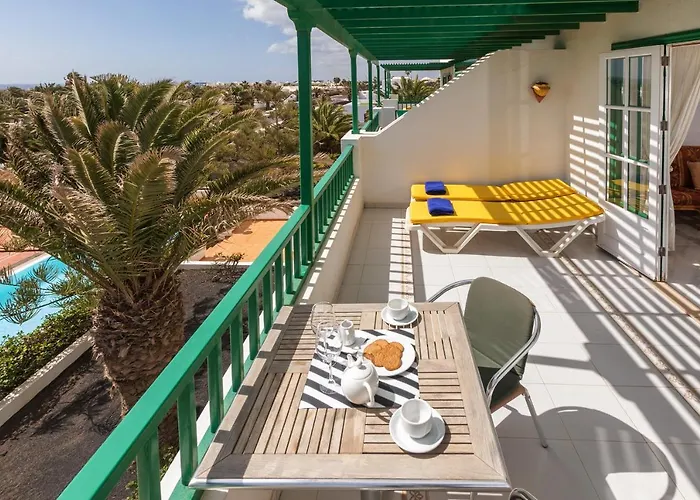 Conylanza Golf Y Mar Suites Costa Teguise